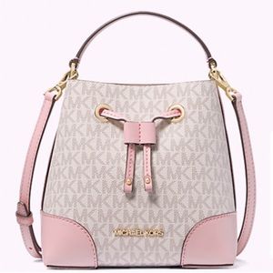 NWT Pink & Cream “PWD BLSH ML” Mercer Small Logo Bucket Bag
